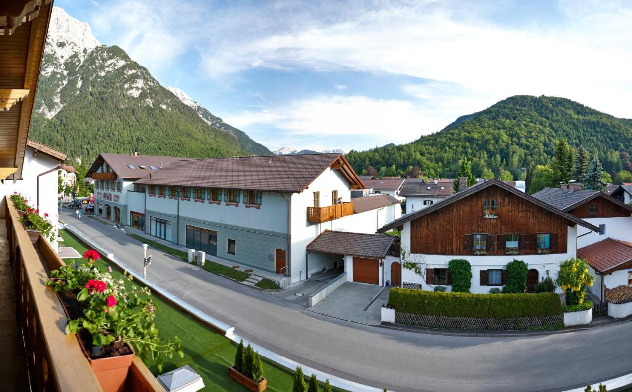 Alpenhotel Rieger Mittenwald Exteriör bild